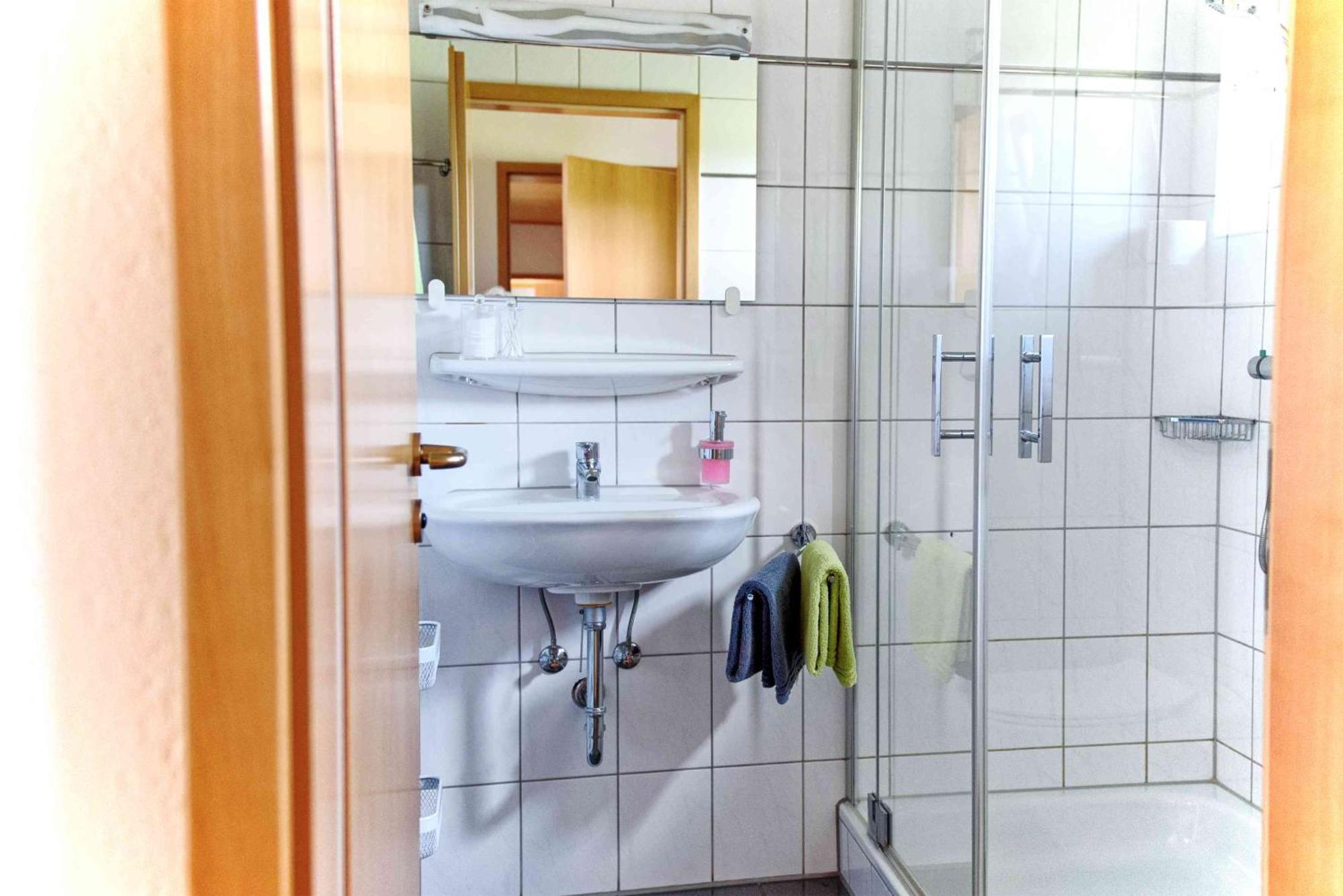 GÄSTEHAUS AM FÜRSTWEG Volker Kuhn Wohlfühlzimmer WeinLust&WinzerGlück Heuchelheim-Klingen Exterior foto